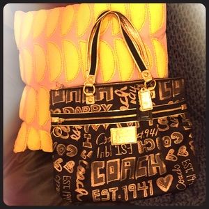 Coach Shoulder Bag
